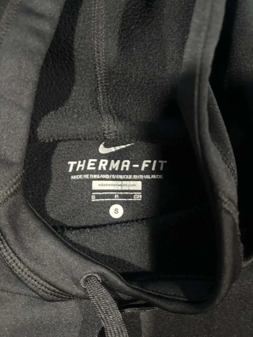 Nike Therma-FIT Black Pullover Hoodie with kangaroo pocket, Men’s S
